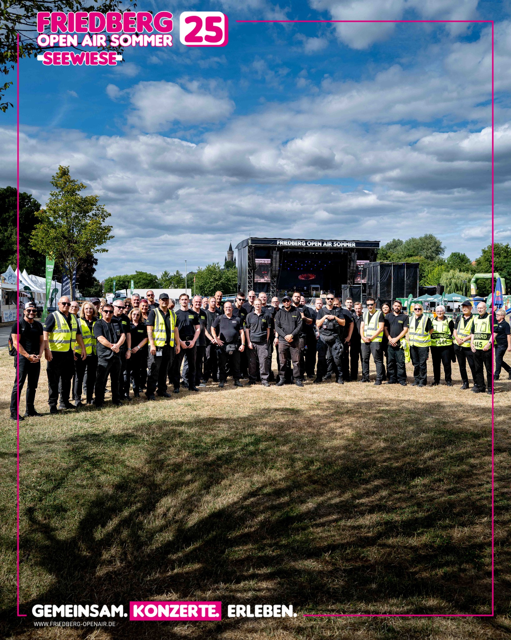 VIELEN DANK Dank an Protect Veranstaltungsdienste GmbH 🙏. Das Security-Team sorgt für Eure und unsere Sicherheit auf der Seewiese!
(📷: Dieter Keiner / German Light Collector)